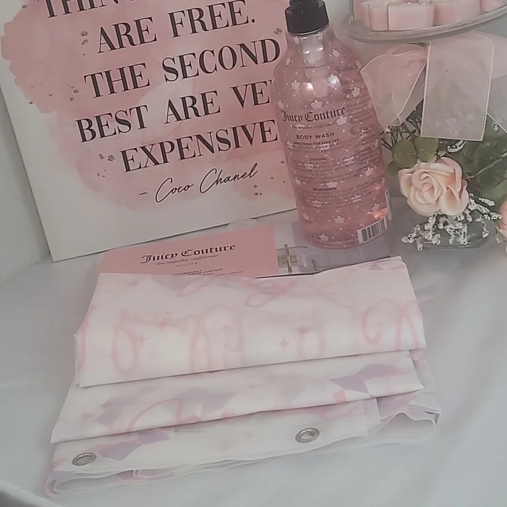 1967  Juicy Couture Shower  Curtain Pink Body Wash NWT
